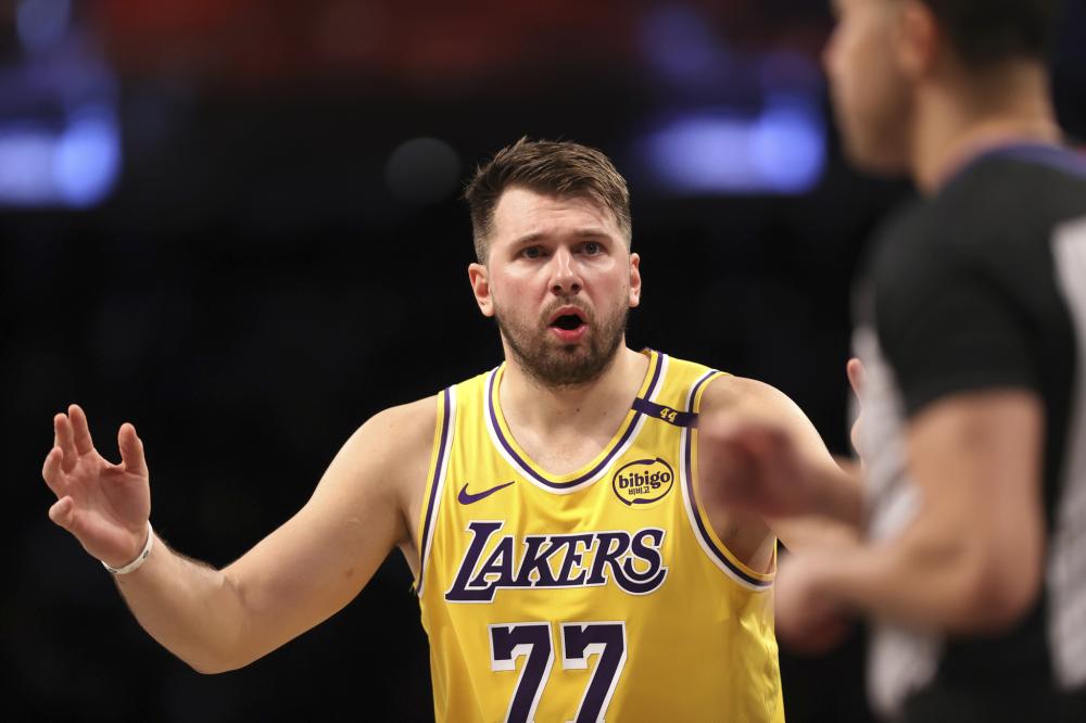 放在梯队建 放在梯队建