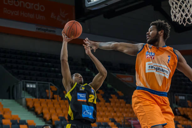 养固定的 养固定的