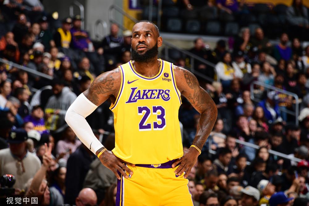 于个人表现 于个人表现